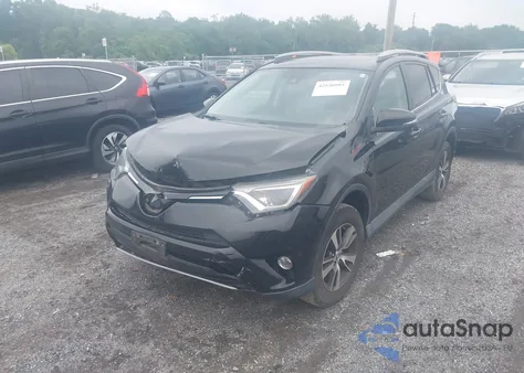 2017 Toyota Rav4 Xle z USA, uszkodzony, nr VIN 2T3RFREV5HW675736